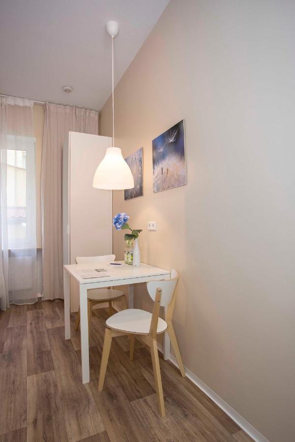 Guesthouse Koehn51, Zentral Gelegene, Stilvoll Eingerichtete Zimmer Mit Eigener Teekueche Norimberk Exteriér fotografie